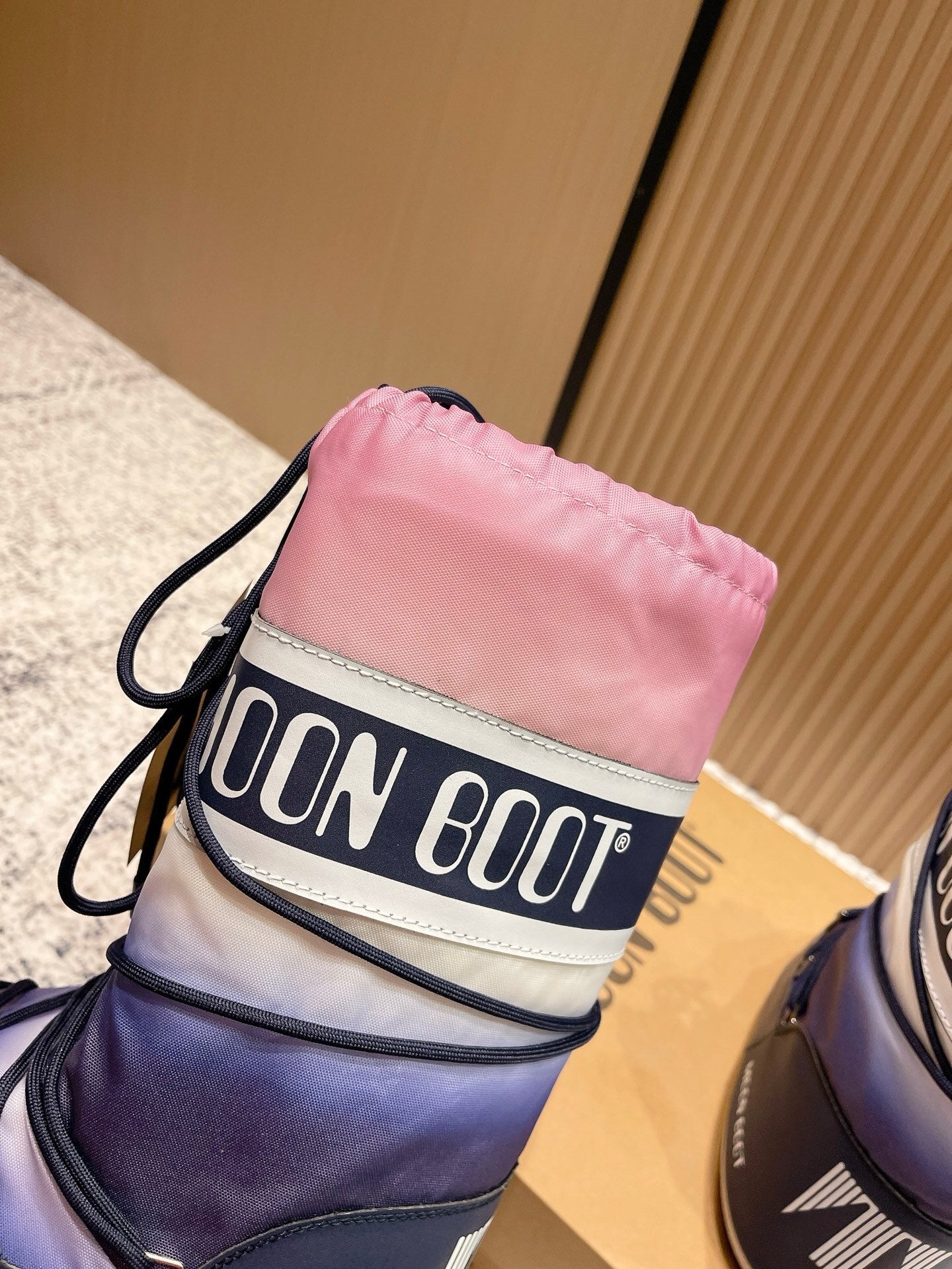 MULTICOLOR PADDED WINTER BOOTS WITH FAUX FUR LINING