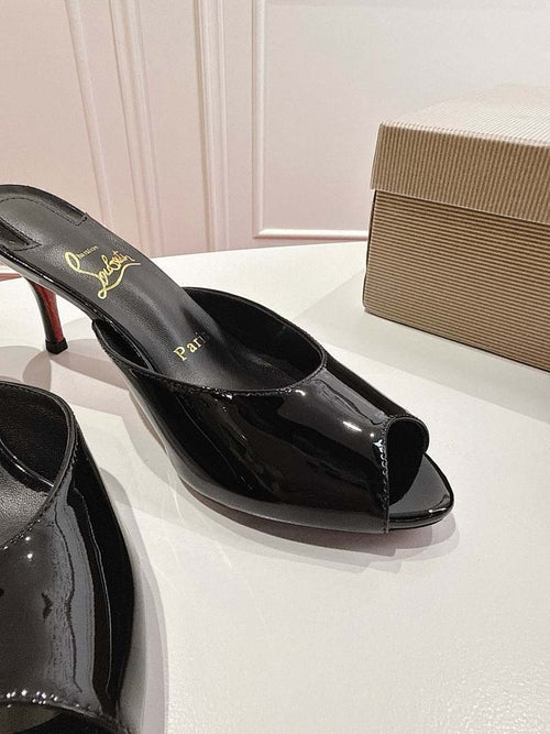 BLACK PATENT OPEN-TOE MULE HEELS