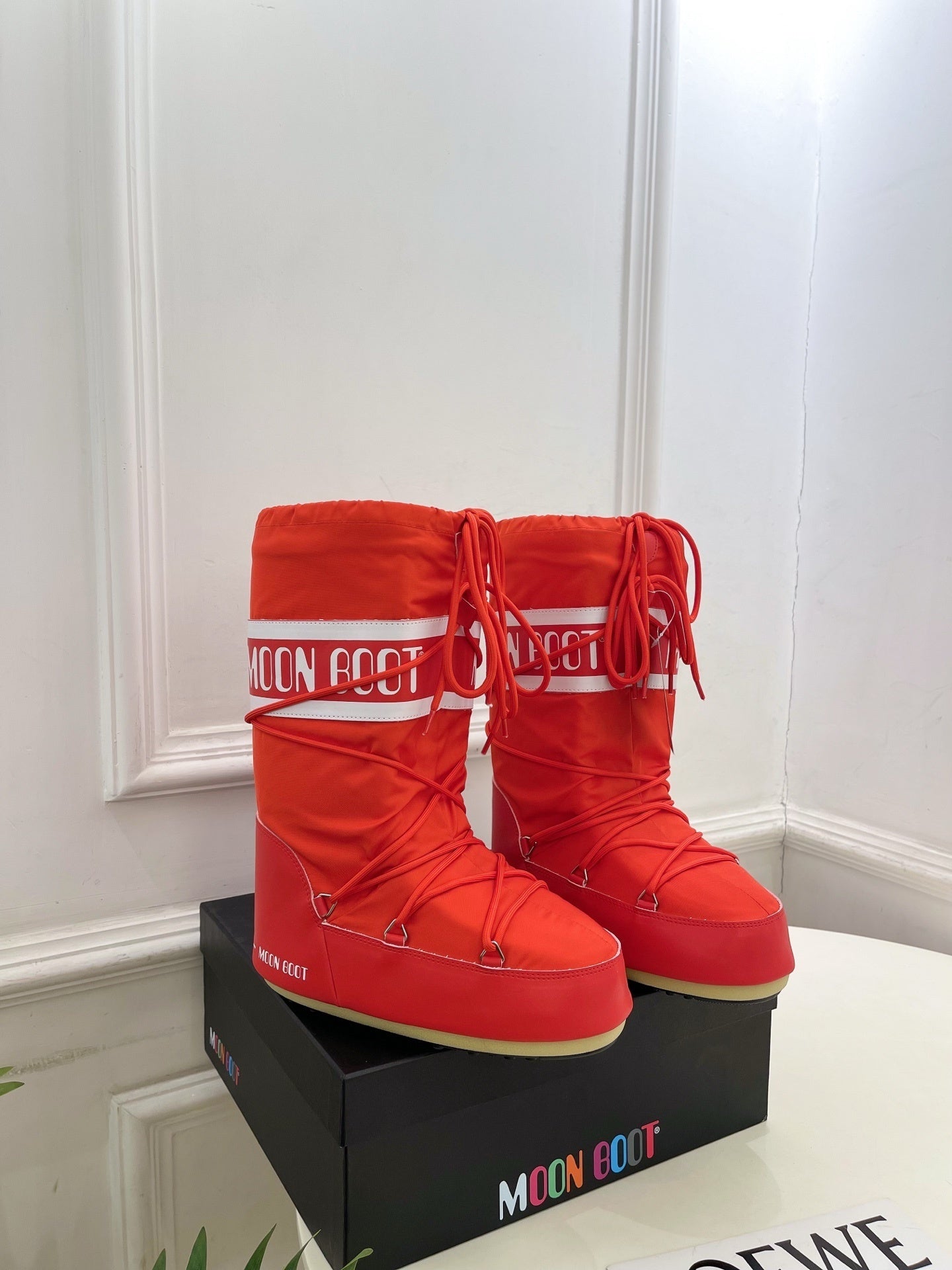 RED PADDED LACE-UP WINTER BOOTS