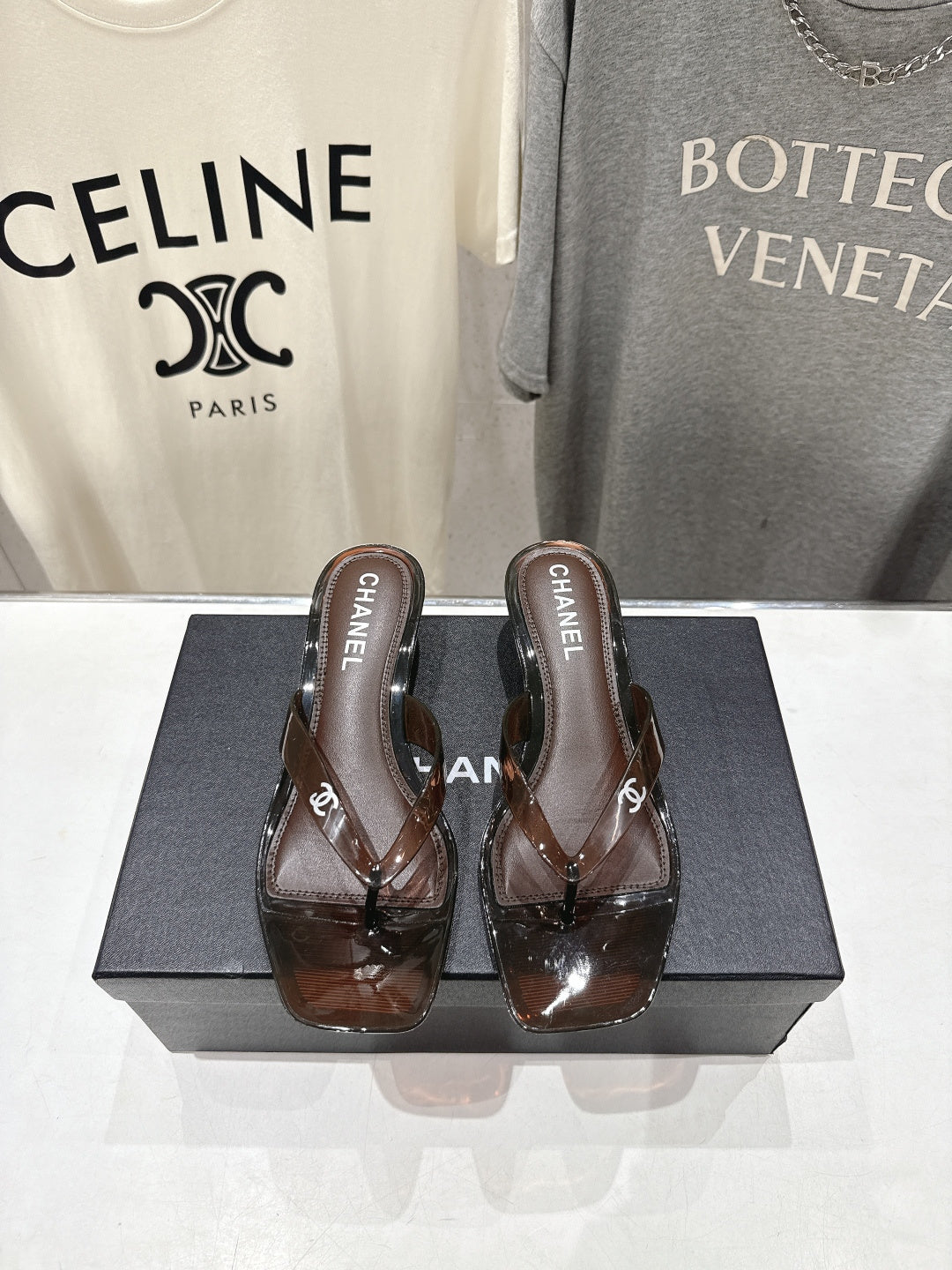 SMOKED BROWN CLEAR HEEL SANDALS