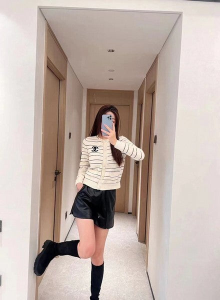 STRIPED BUTTON KNIT CARDIGAN