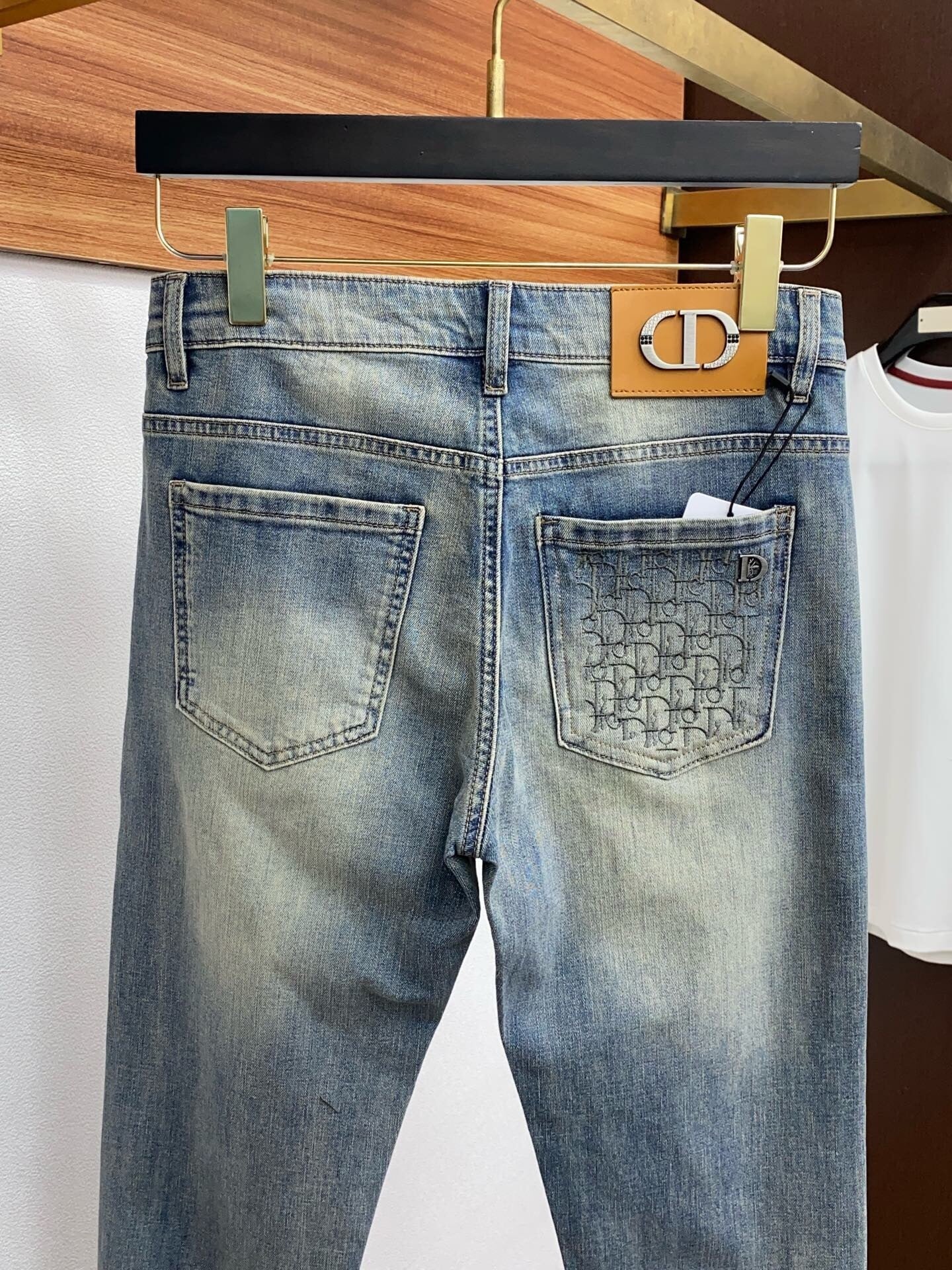 WASHED DENIM LOGO JEANS