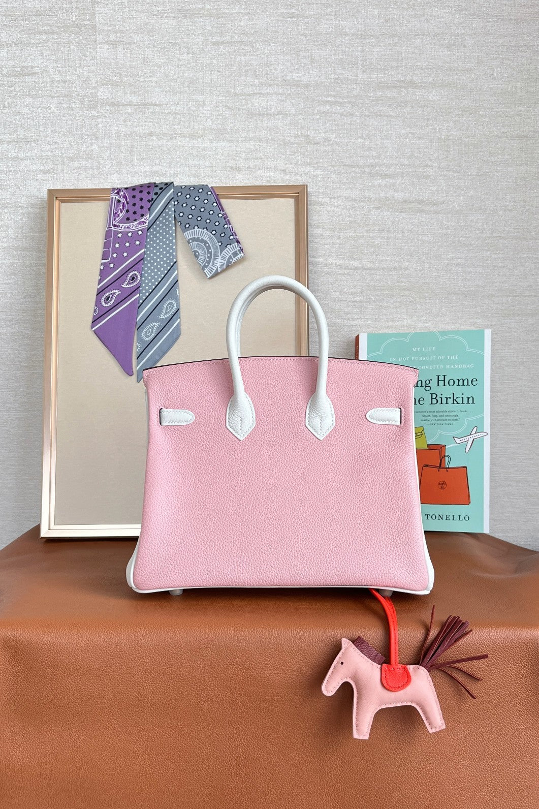 PASTEL PINK AND WHITE BIRKIN STYLE LUXURY TOP HANDLE HANDBAG WITH GOLD HARDWARE