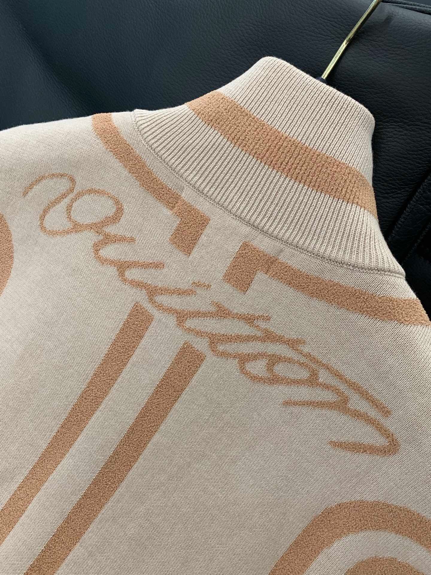 ZIP-UP KNIT TRACK JACKET