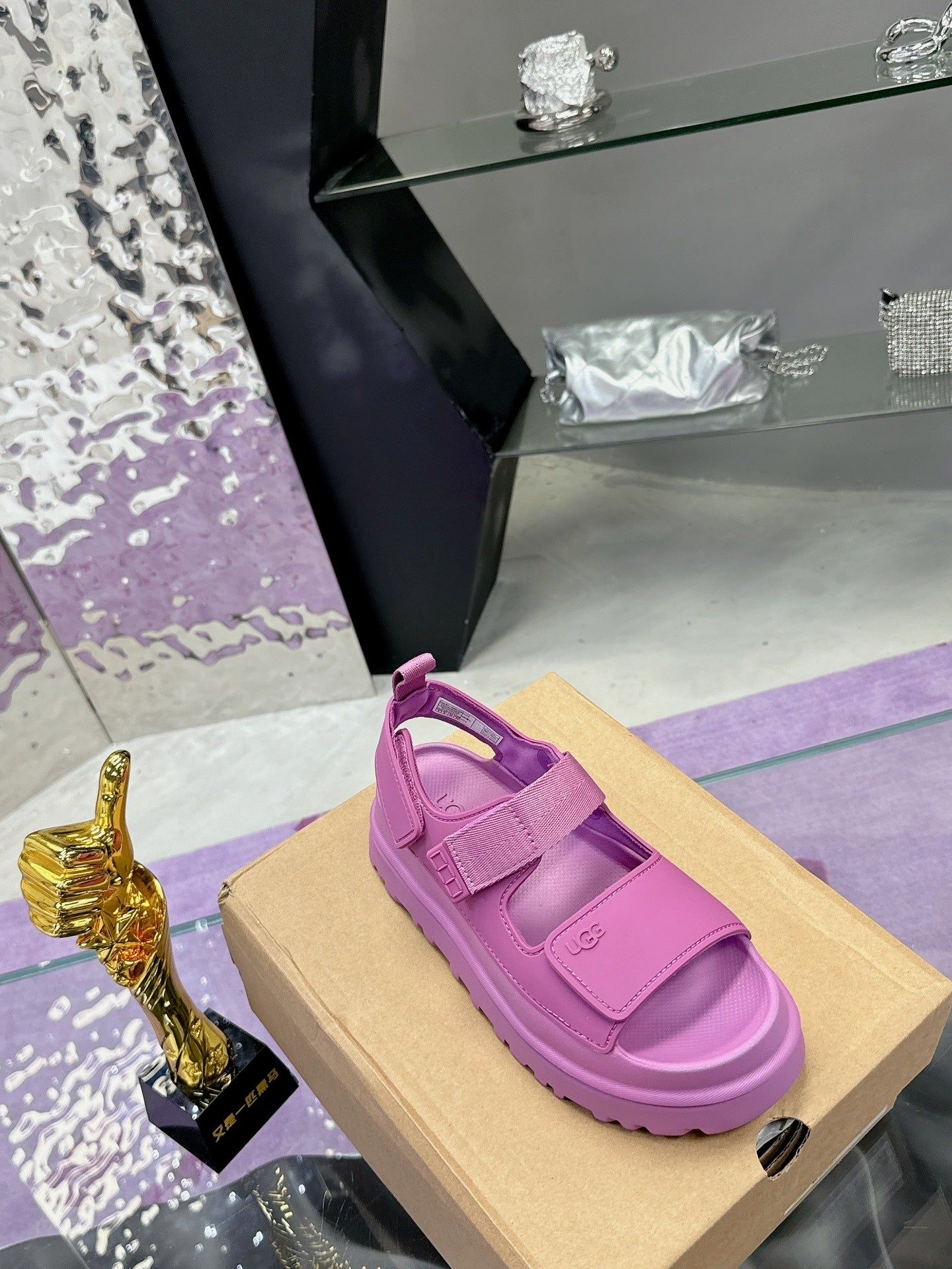 PLATFORM SPORT SANDALS – PINK