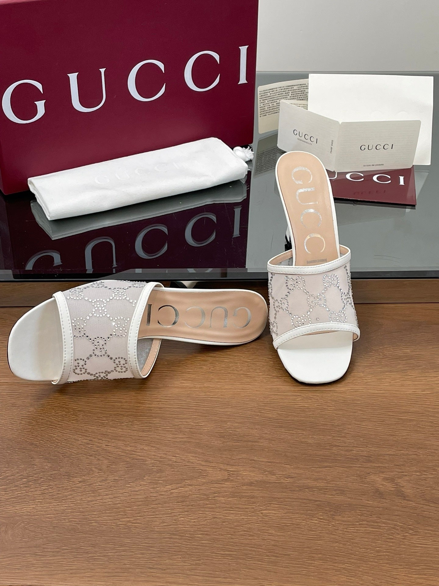 WHITE CRYSTAL PATTERN HEEL SLIDES