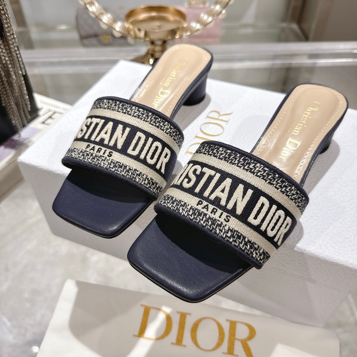 LOGO JACQUARD LOW HEEL SLIDE MULES