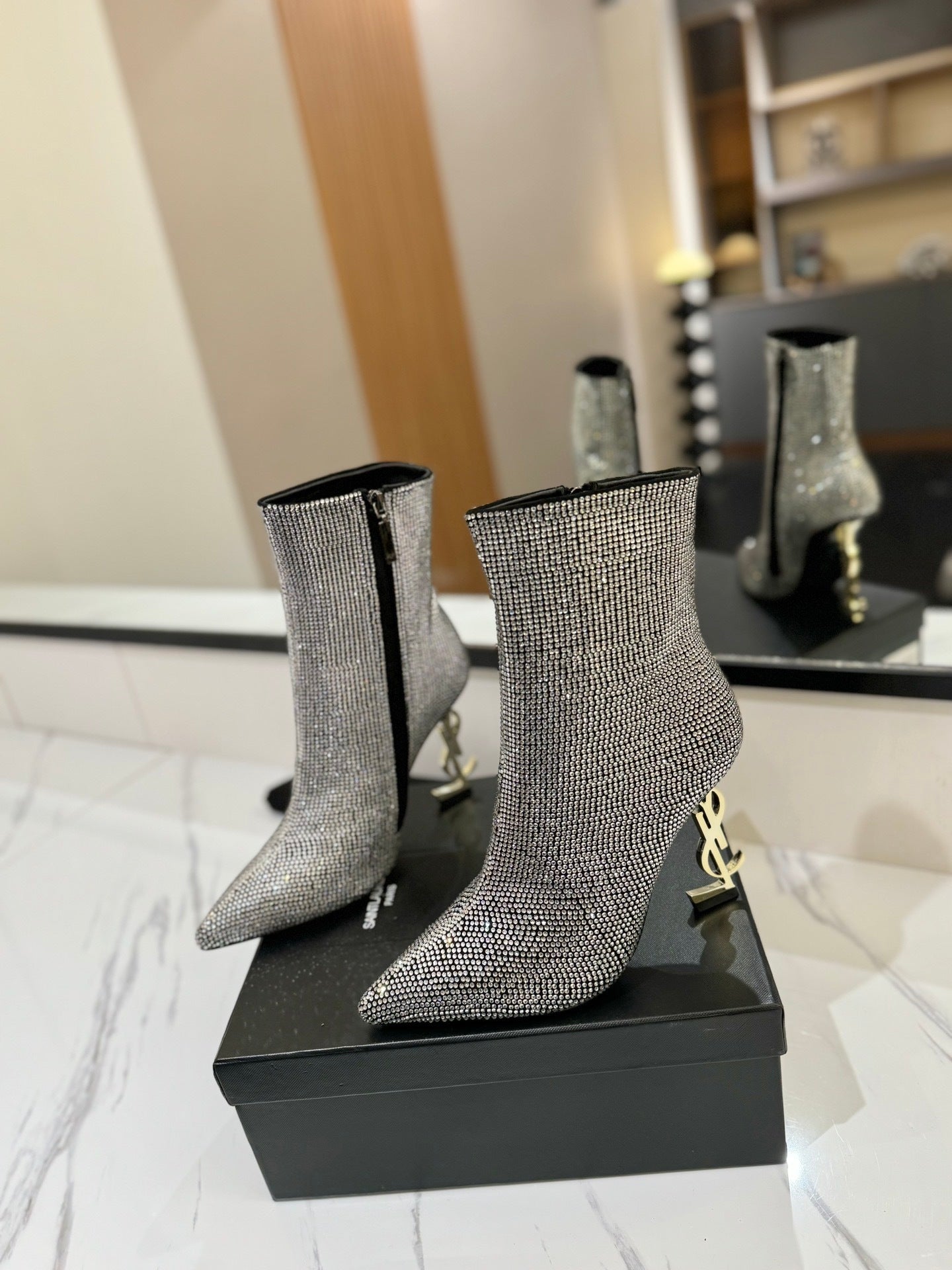 CRYSTAL POINTED HEEL BOOTS