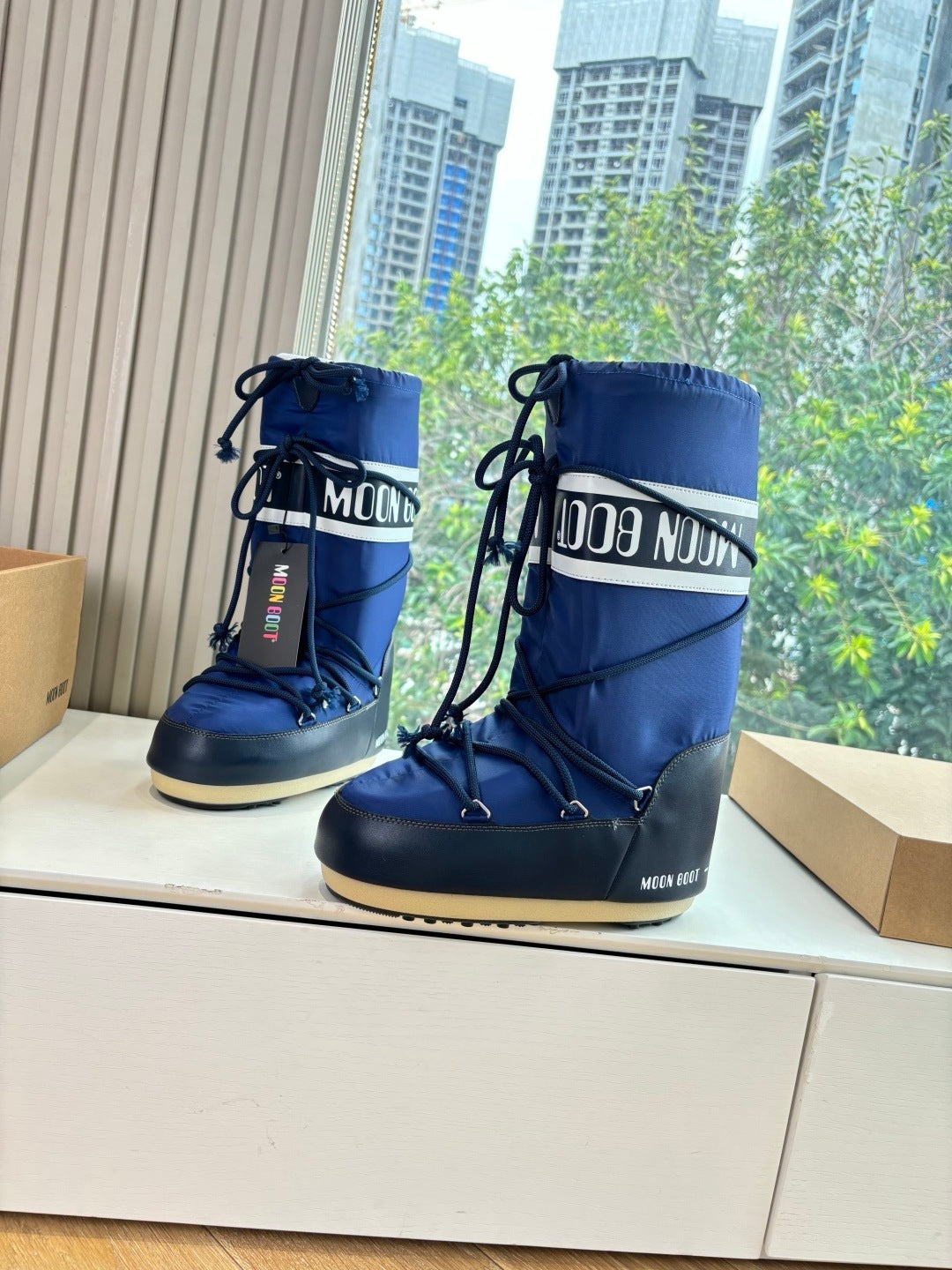 NAVY BLUE INSULATED WINTER BOOTS