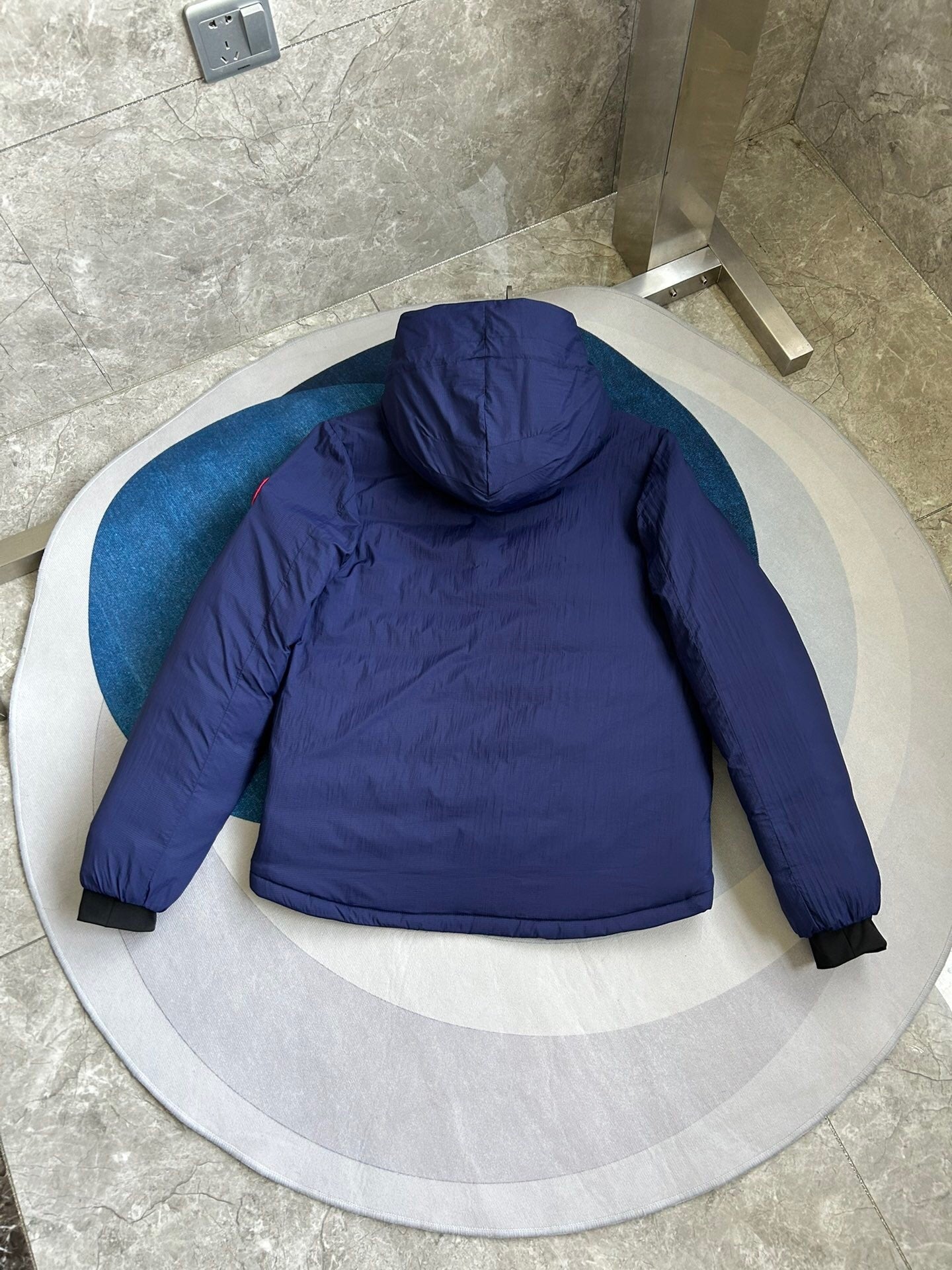 MEN’S HOODED PADDED WINTER JACKET