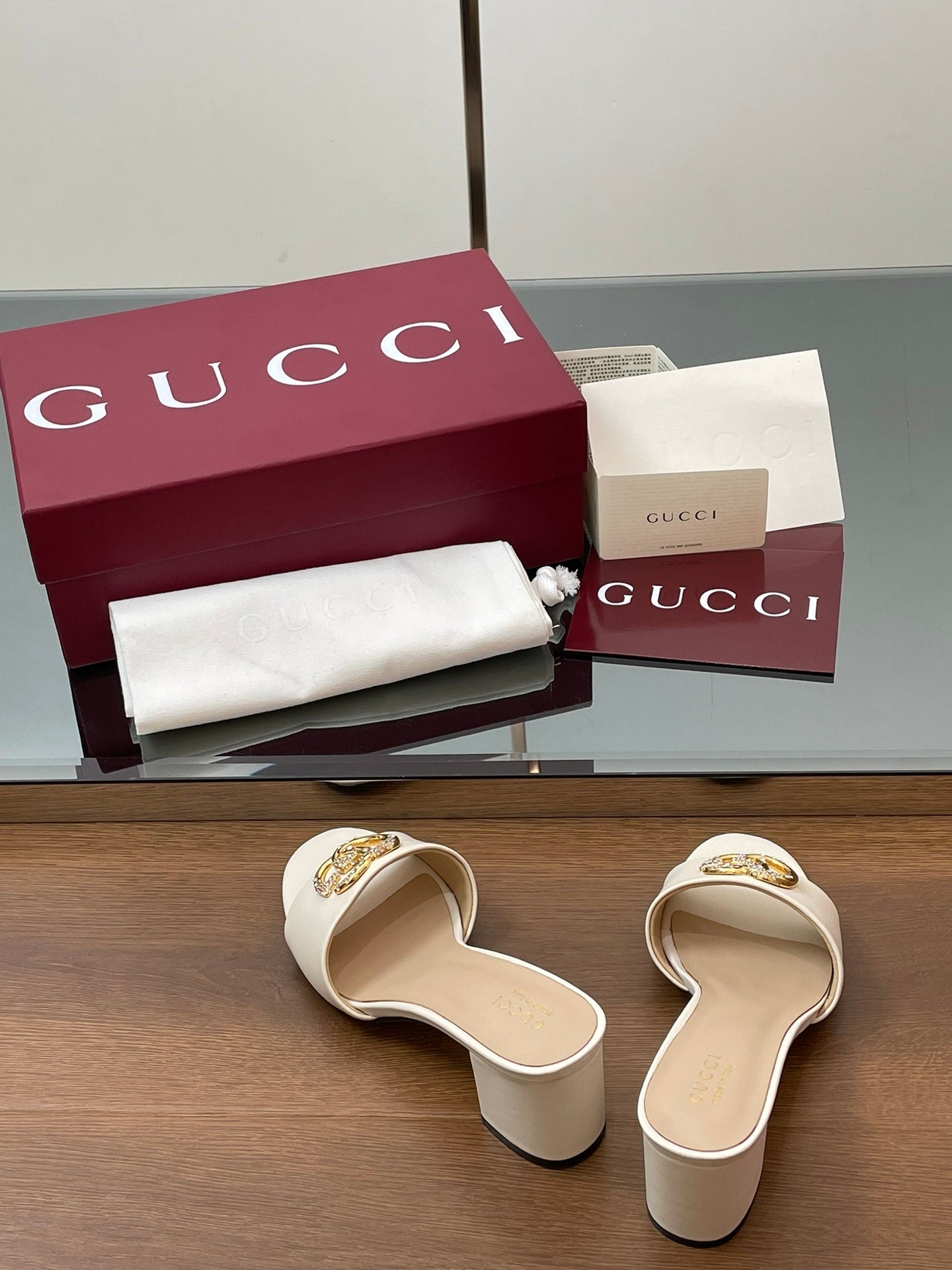 IVORY MID-HEEL LOGO SLIDES