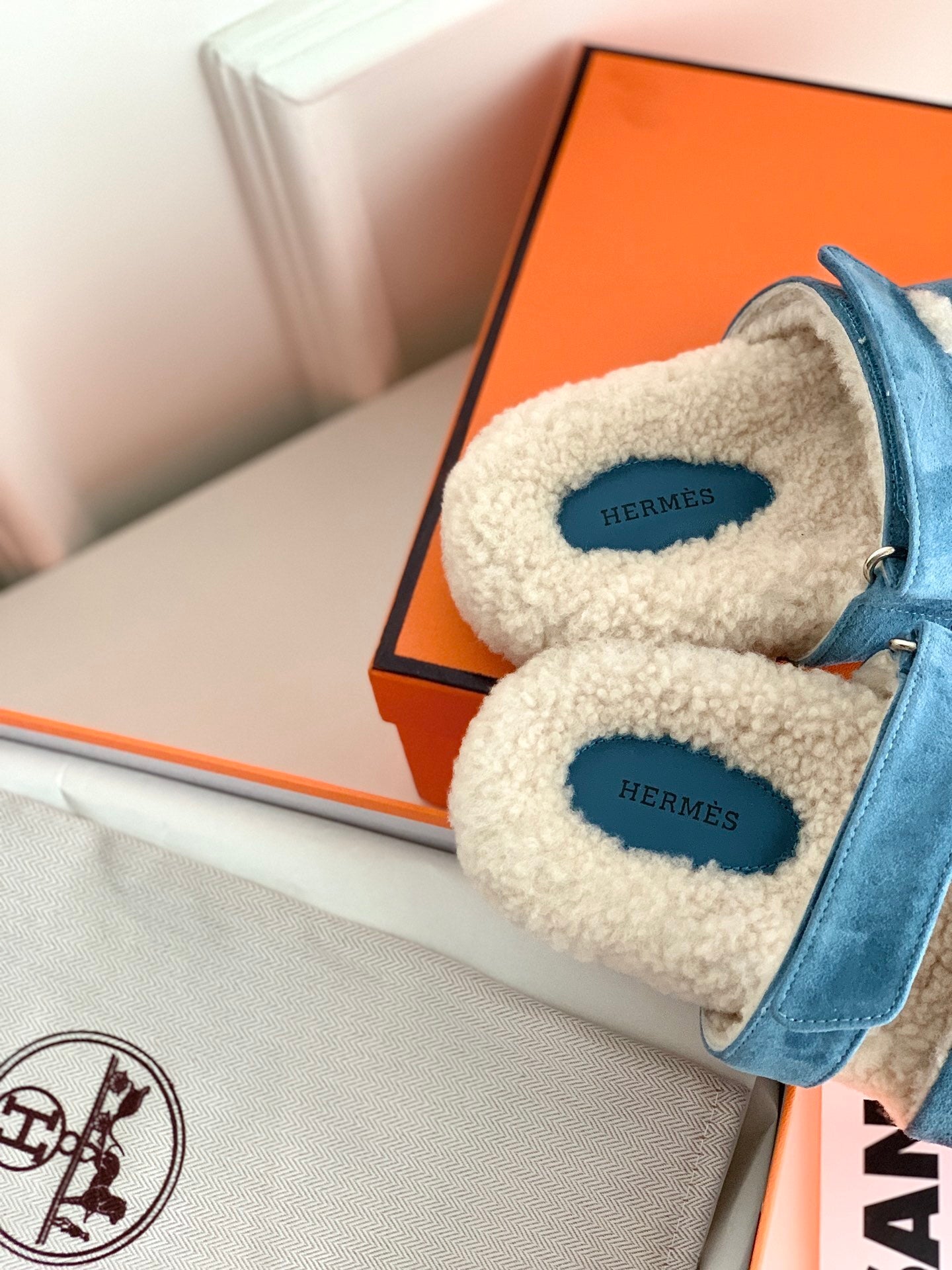 SHEARLING SLIDE SANDALS WITH BLUE SUEDE STRAPS