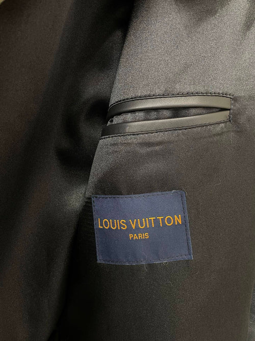 BLACK FAUX FUR HOODED JACKET WITH CONTRAST PATTERN