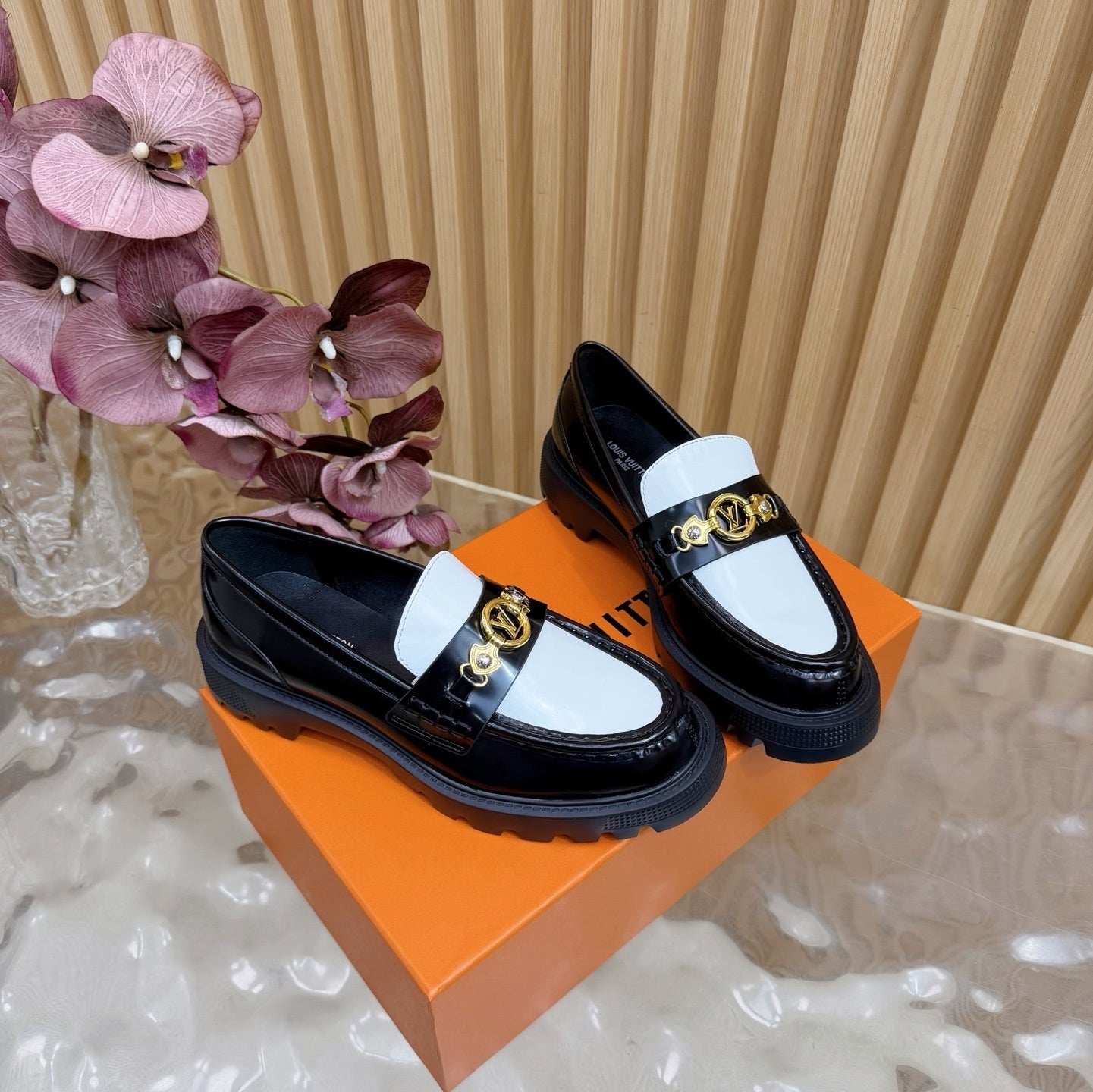 BLACK & WHITE CHUNKY SOLE DESIGNER LOAFERS
