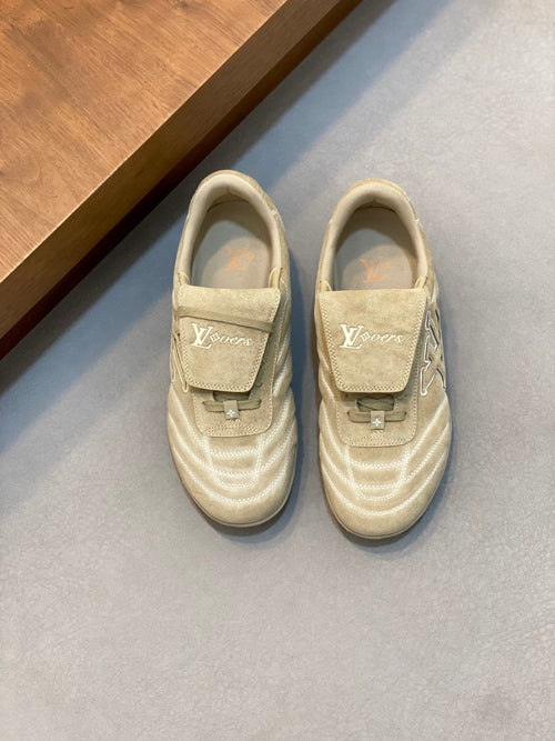 BEIGE SUEDE SNEAKERS