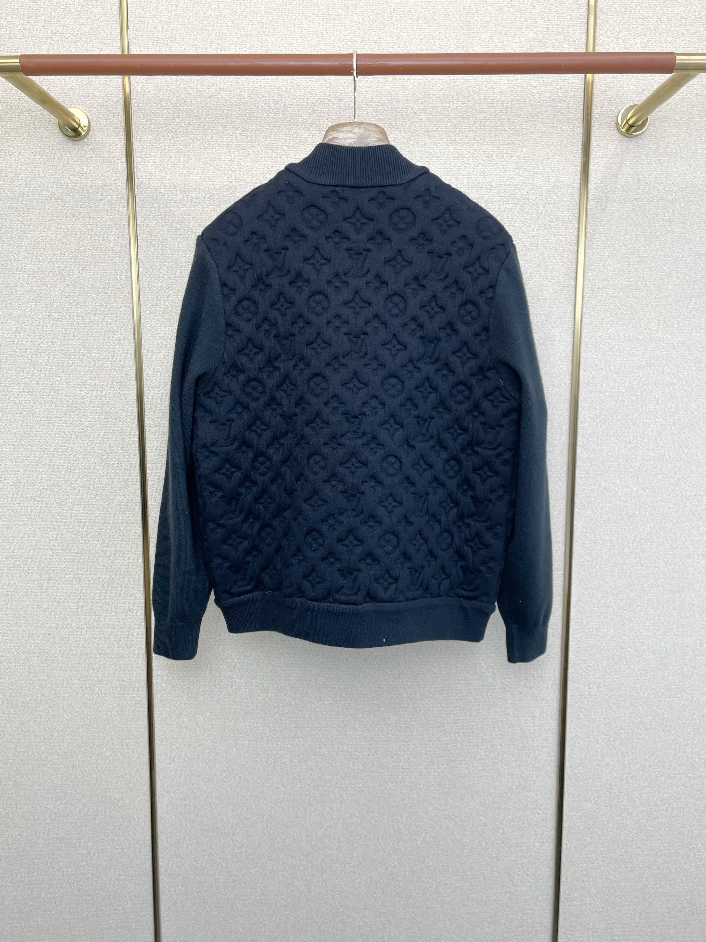 TEXTURED ZIP-UP BOMBER JACKET