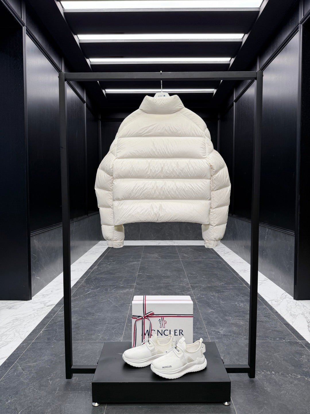 LUXURY QUILTED PUFFER DOWN JACKET