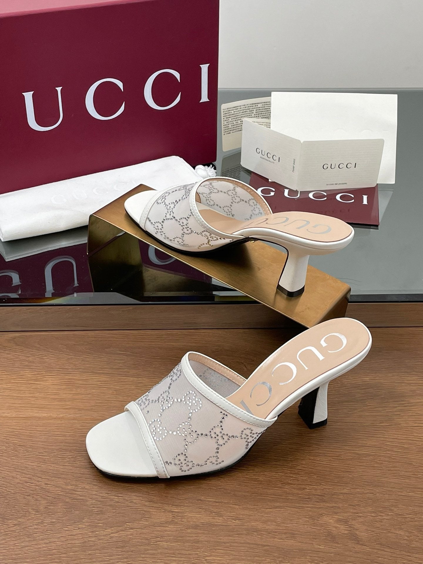 WHITE CRYSTAL PATTERN HEEL SLIDES