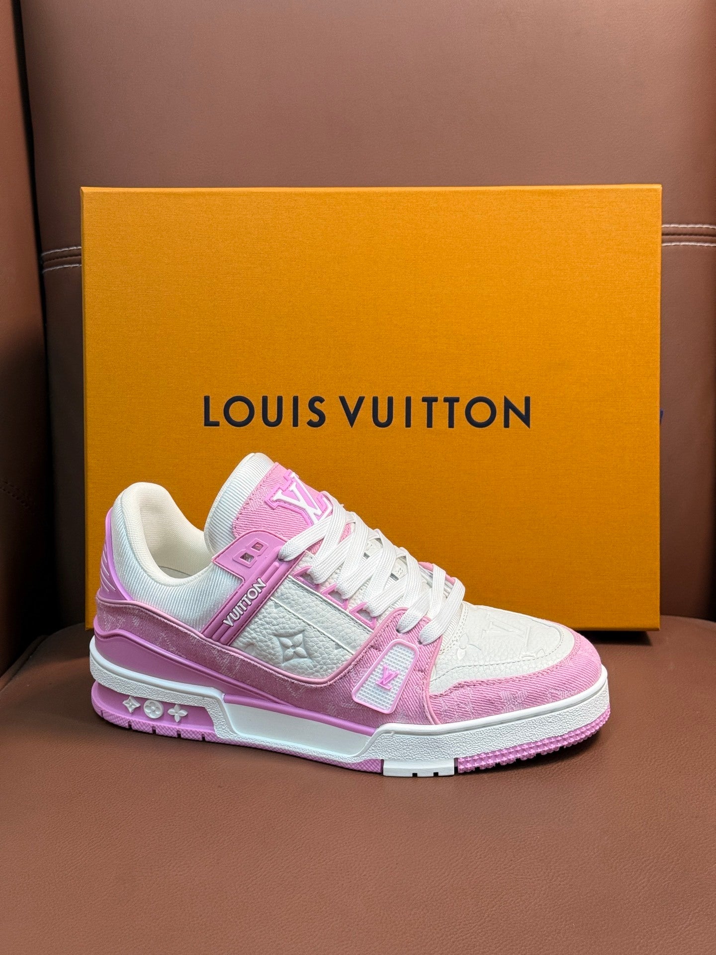 PINK & WHITE TEXTURED LOW-TOP SNEAKERS