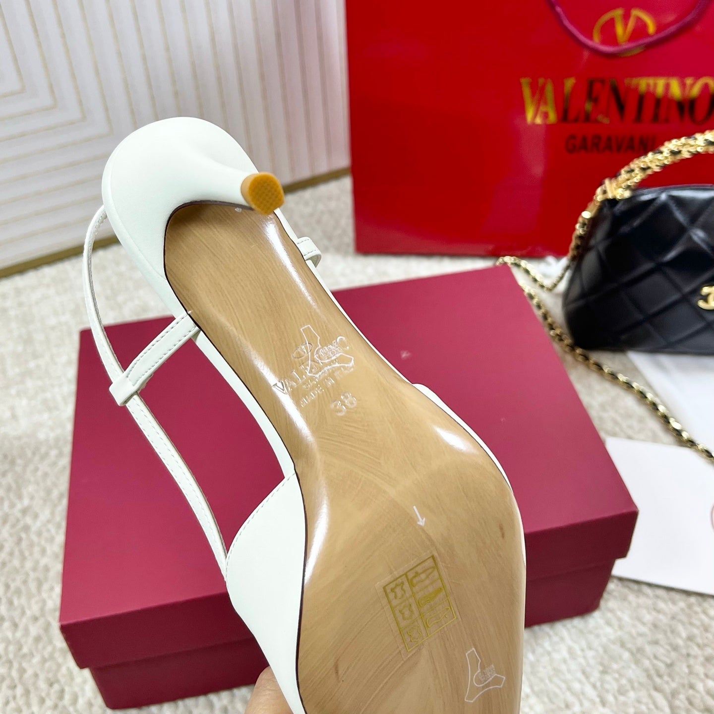 POINTED TOE SLINGBACK HEELS – WHITE WITH CRYSTAL BUCKLE