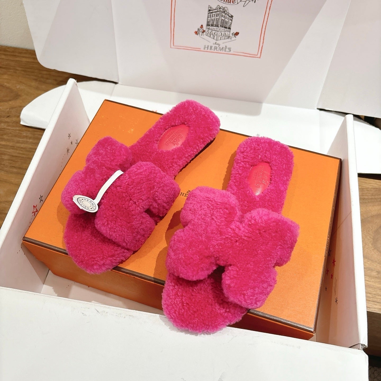 FUCHSIA FAUX FUR SLIDE SLIPPERS