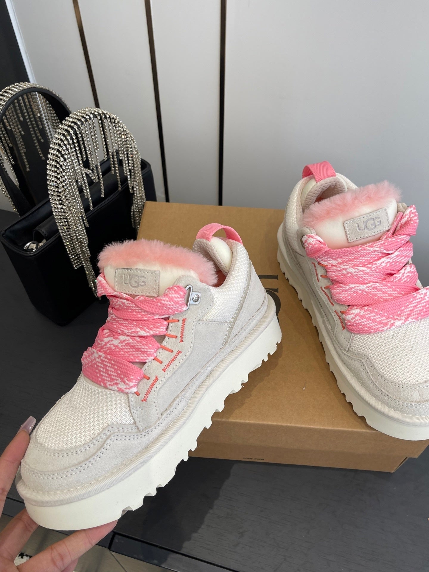 COZY PLATFORM SNEAKERS – PINK