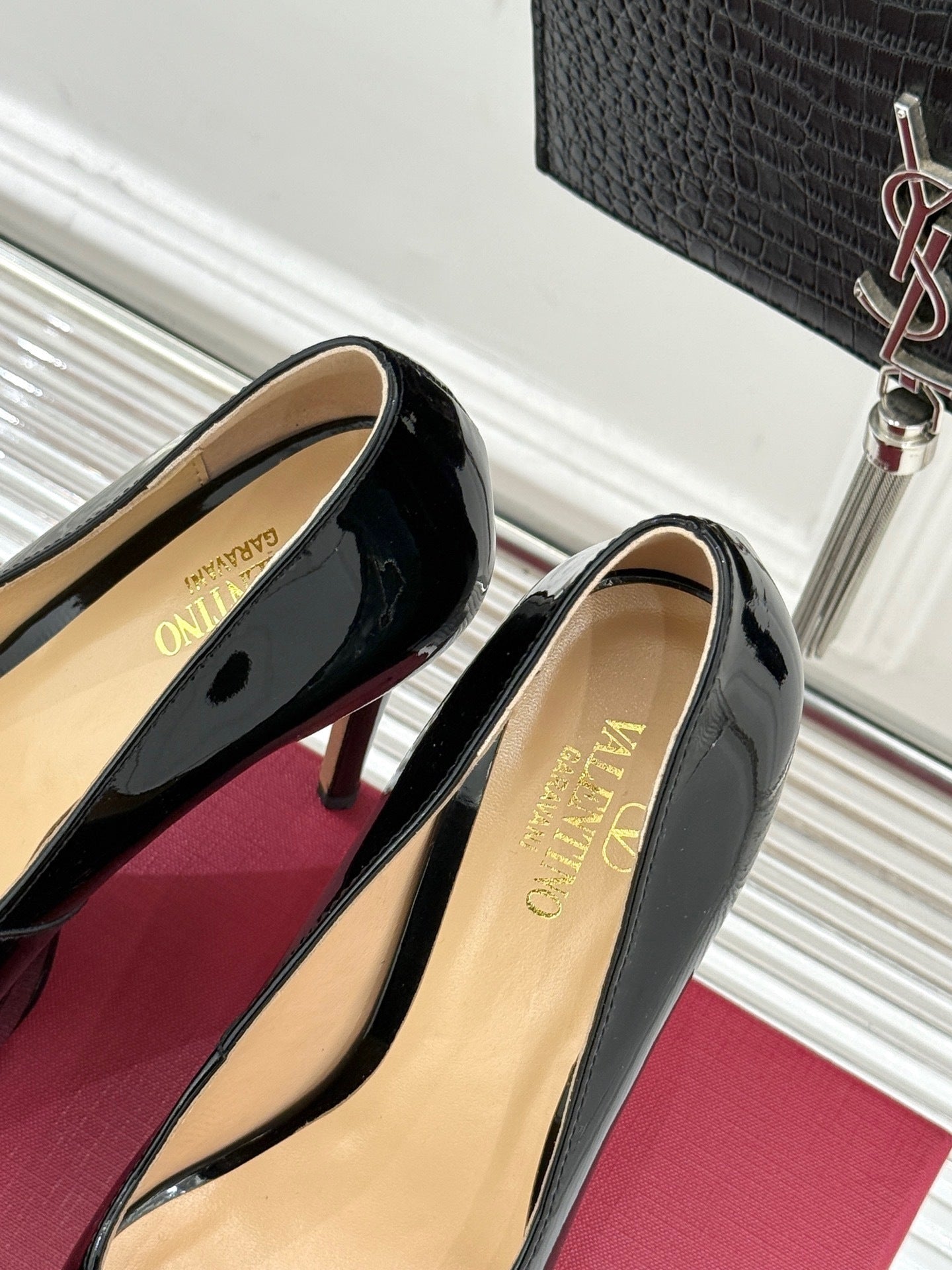BLACK PATENT PLATFORM PUMPS WITH GOLD DETAIL