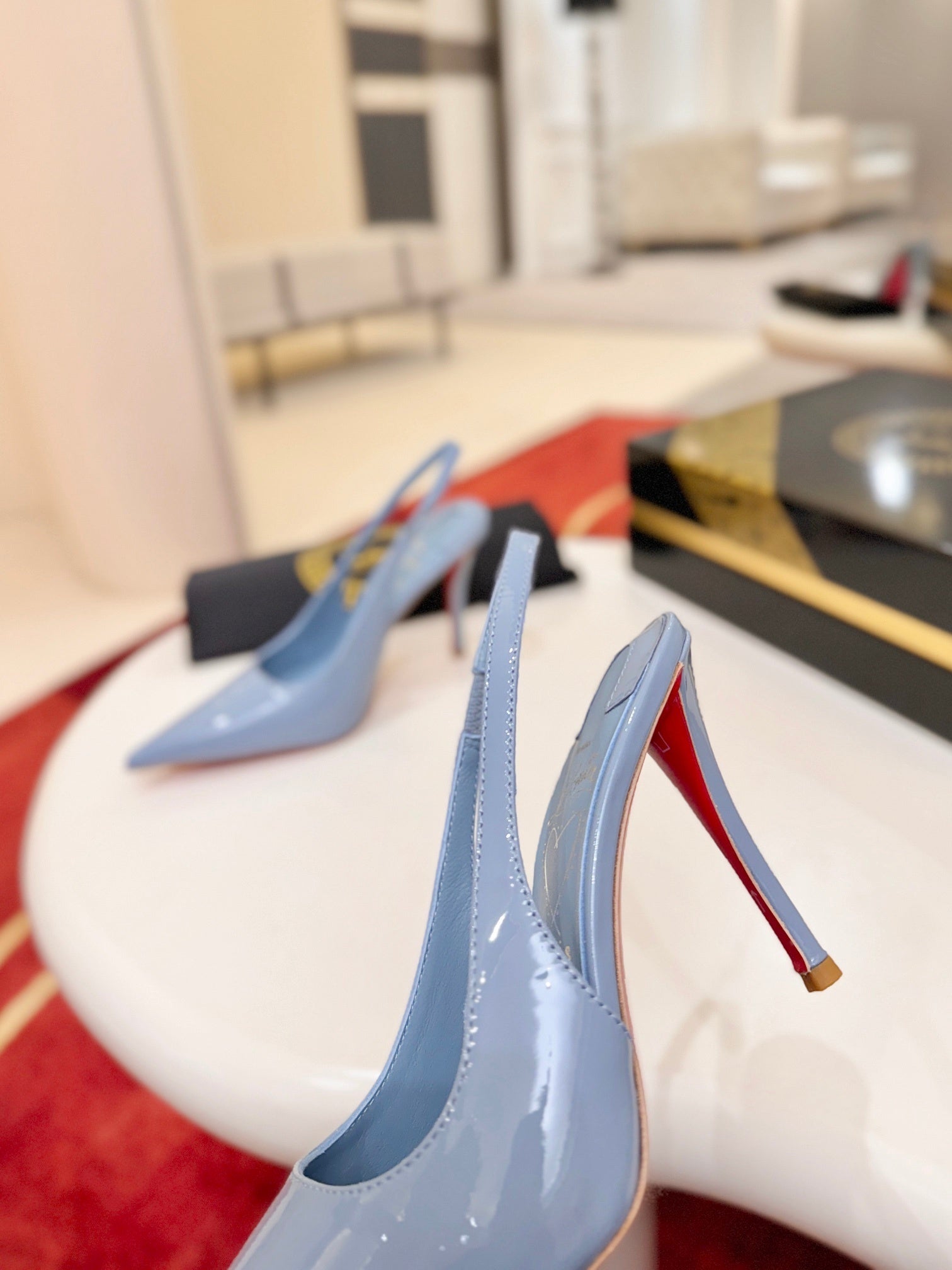 LIGHT BLUE PATENT SLINGBACK HEELS