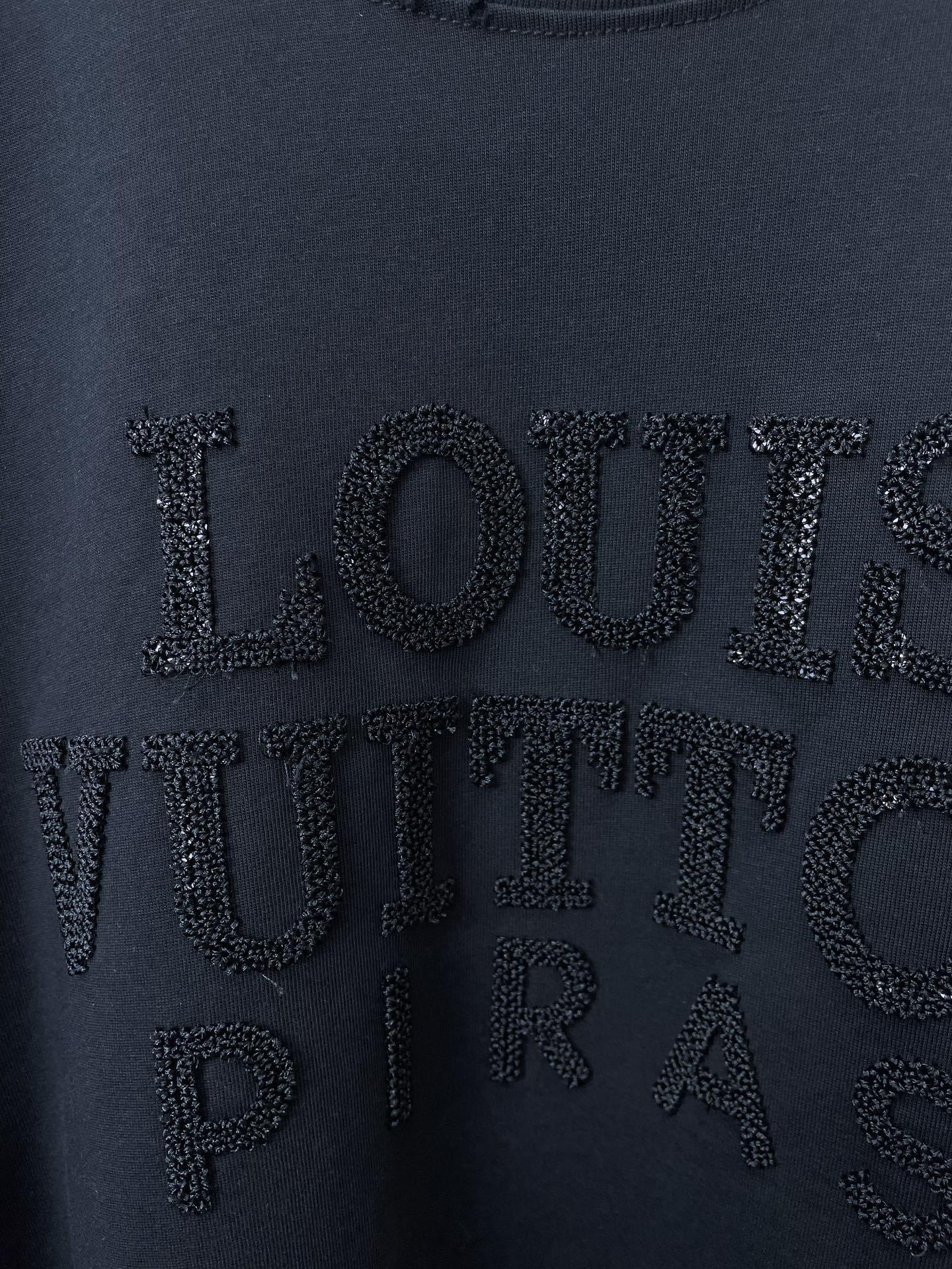 EMBOSSED LOGO COTTON T-SHIRT