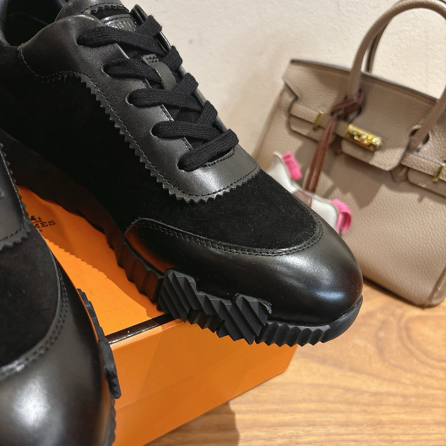 BLACK LEATHER & SUEDE LOW-TOP SNEAKERS