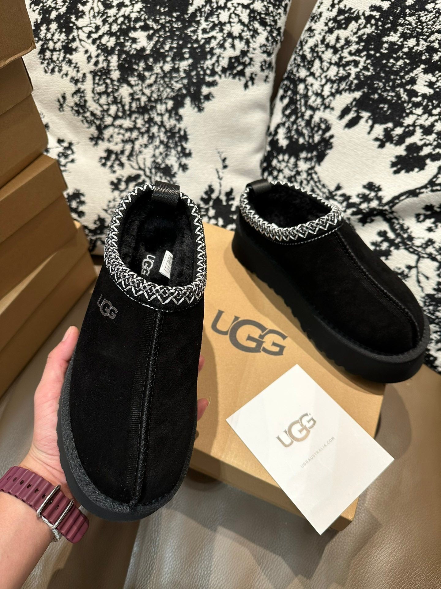 COZY ANKLE SLIPPERS WITH PLATFORM SOLE