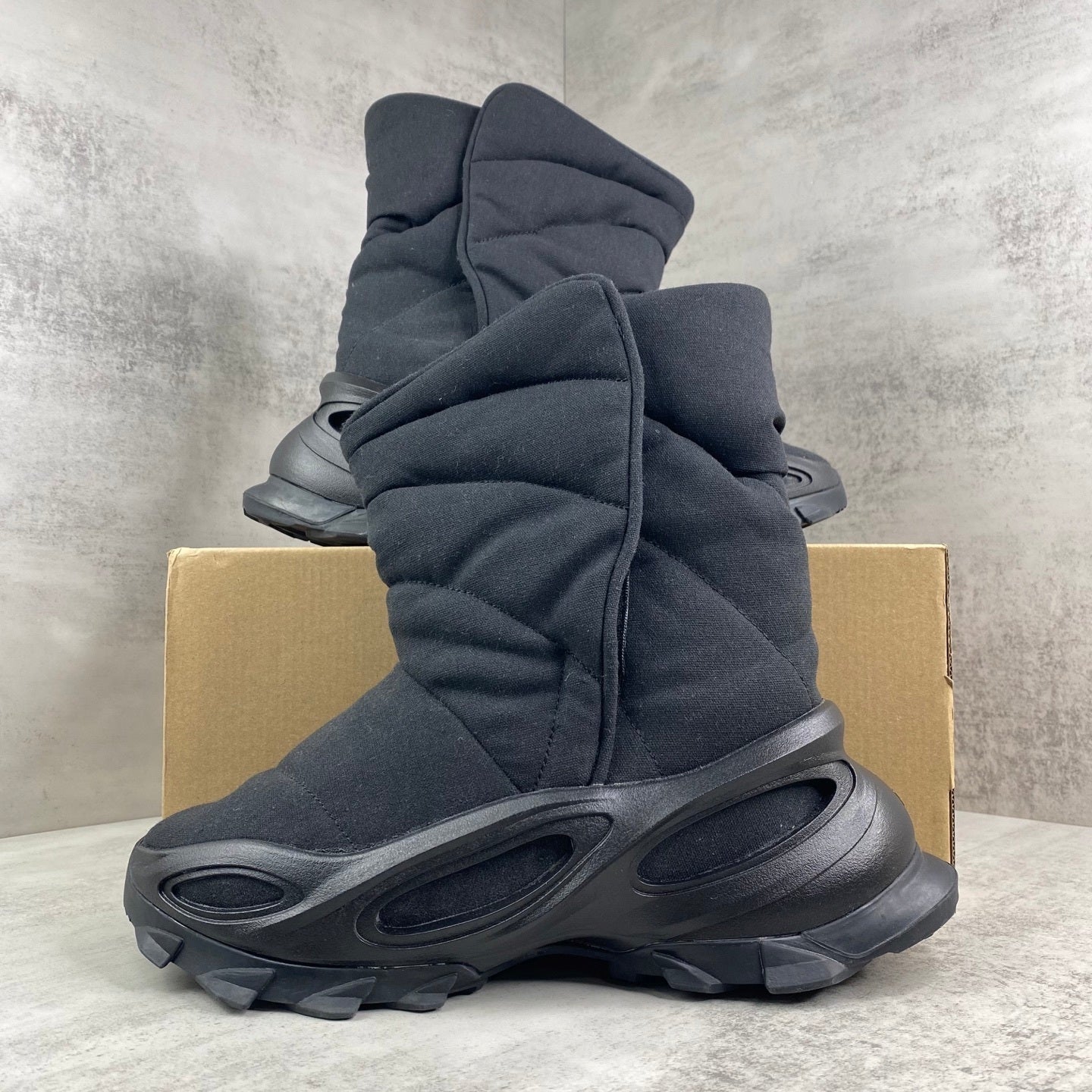 BLACK PADDED UNISEX WINTER SNOW BOOTS