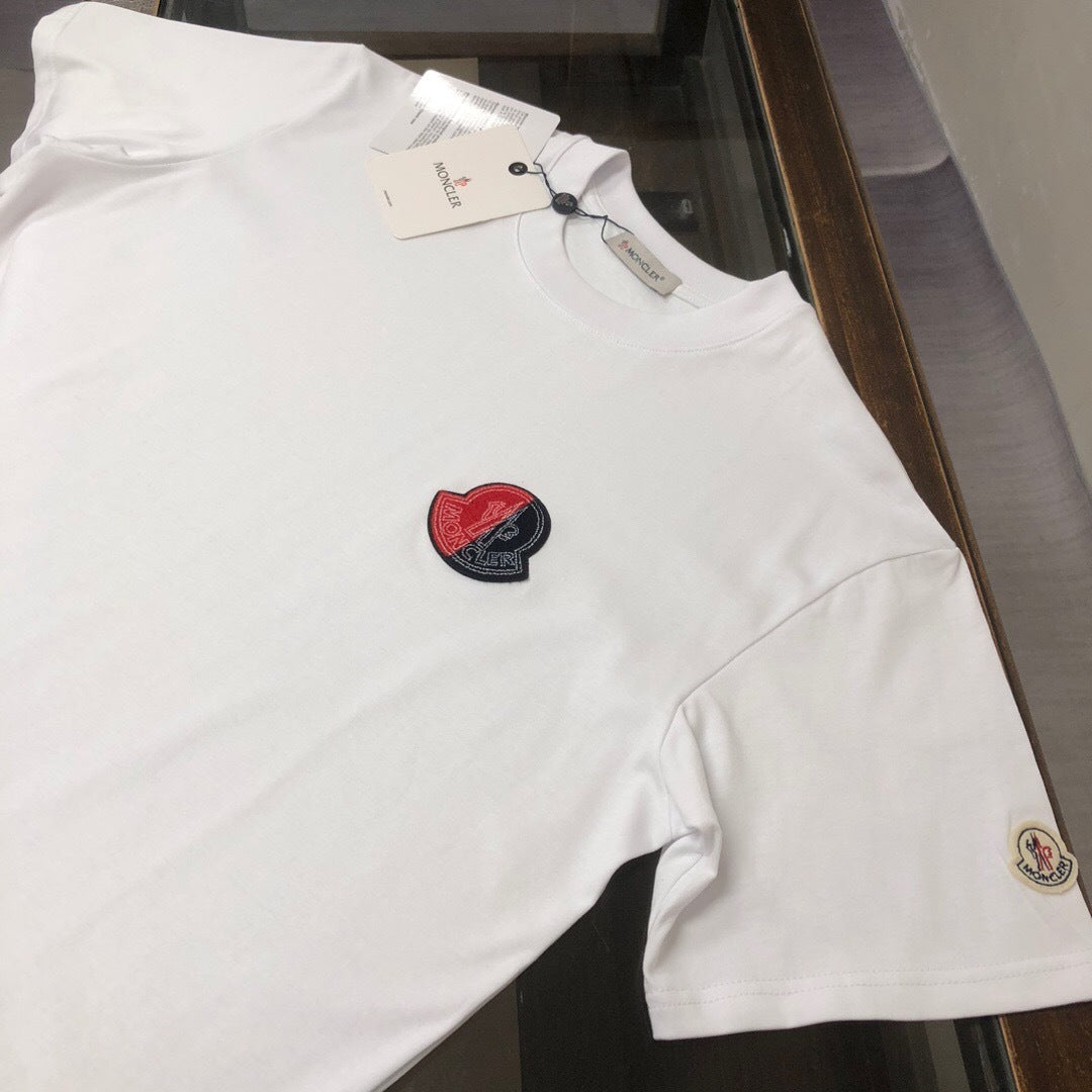 CLASSIC LOGO PATCH CREW NECK T-SHIRT