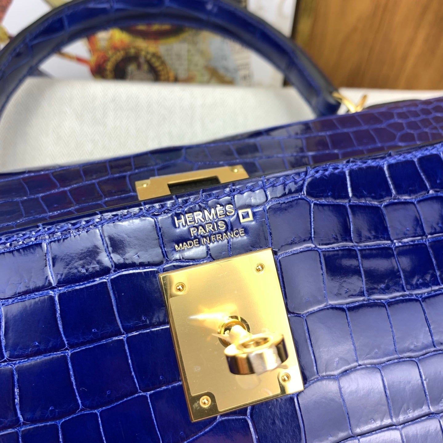 LUXURY ROYAL BLUE CROCODILE EMBOSSED LEATHER TOP HANDLE HANDBAG WITH GOLD HARDWARE