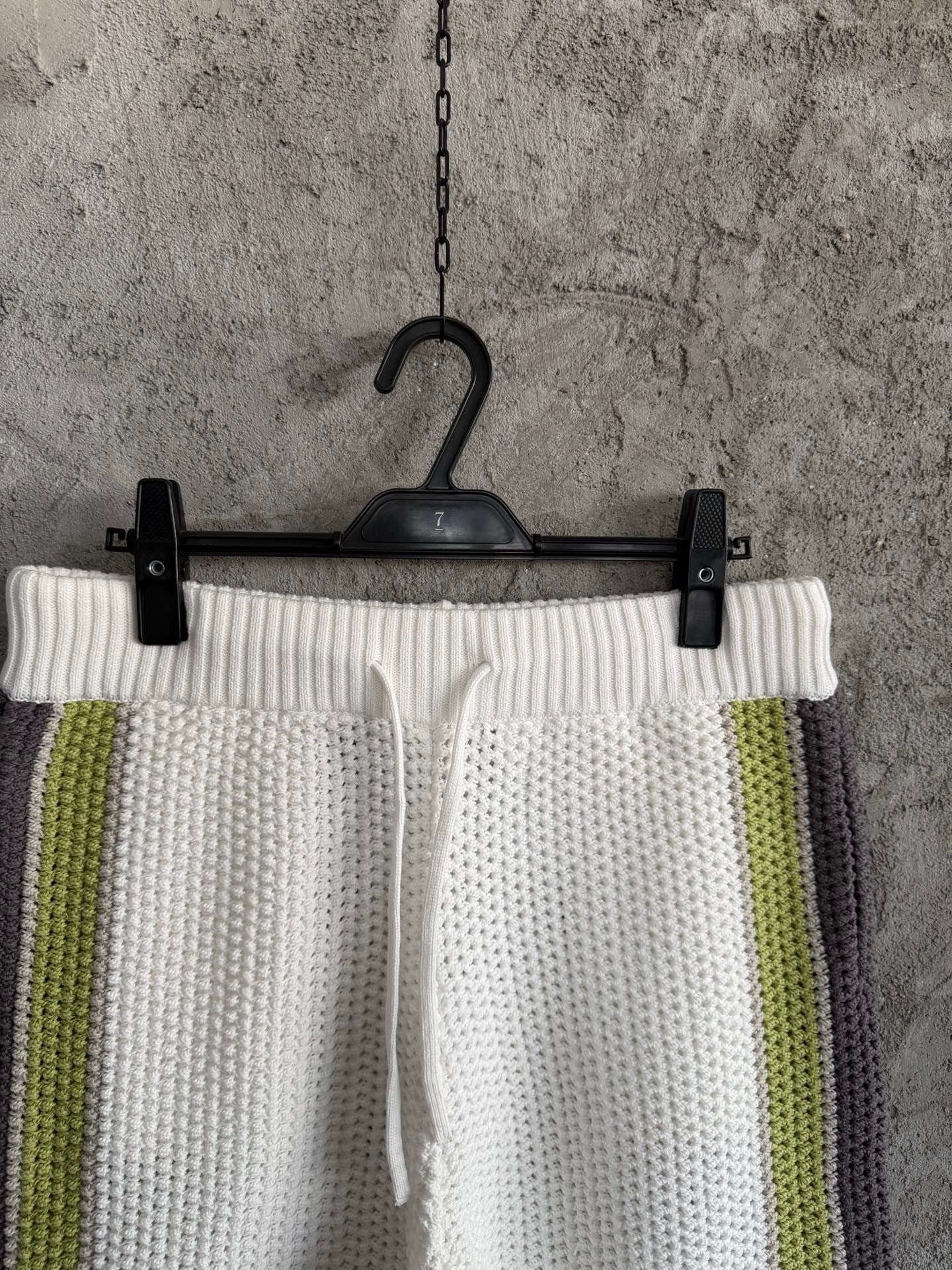 COLOR BLOCK KNIT SHORT SET