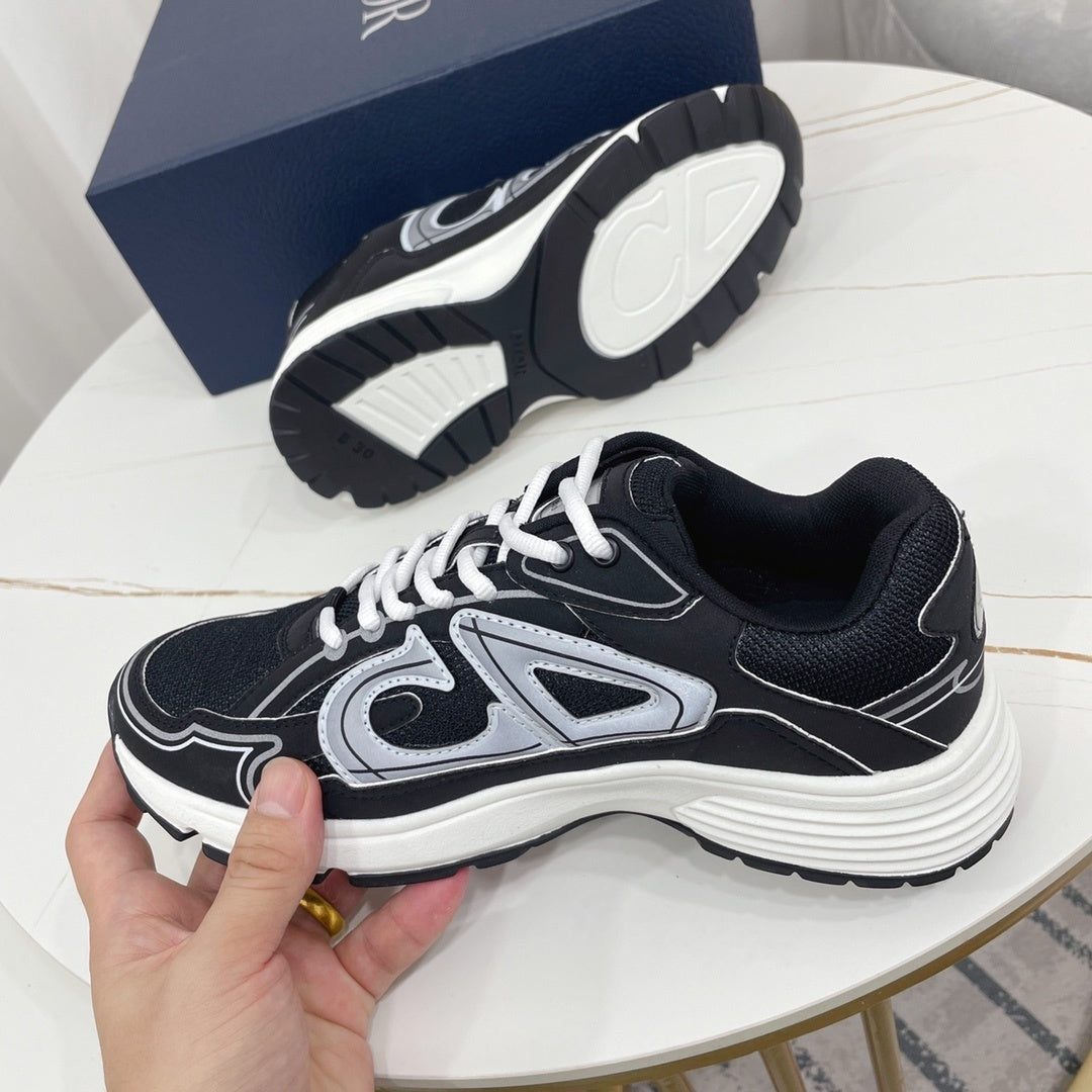 LOGO PANEL SPORT RUNNER SNEAKERS