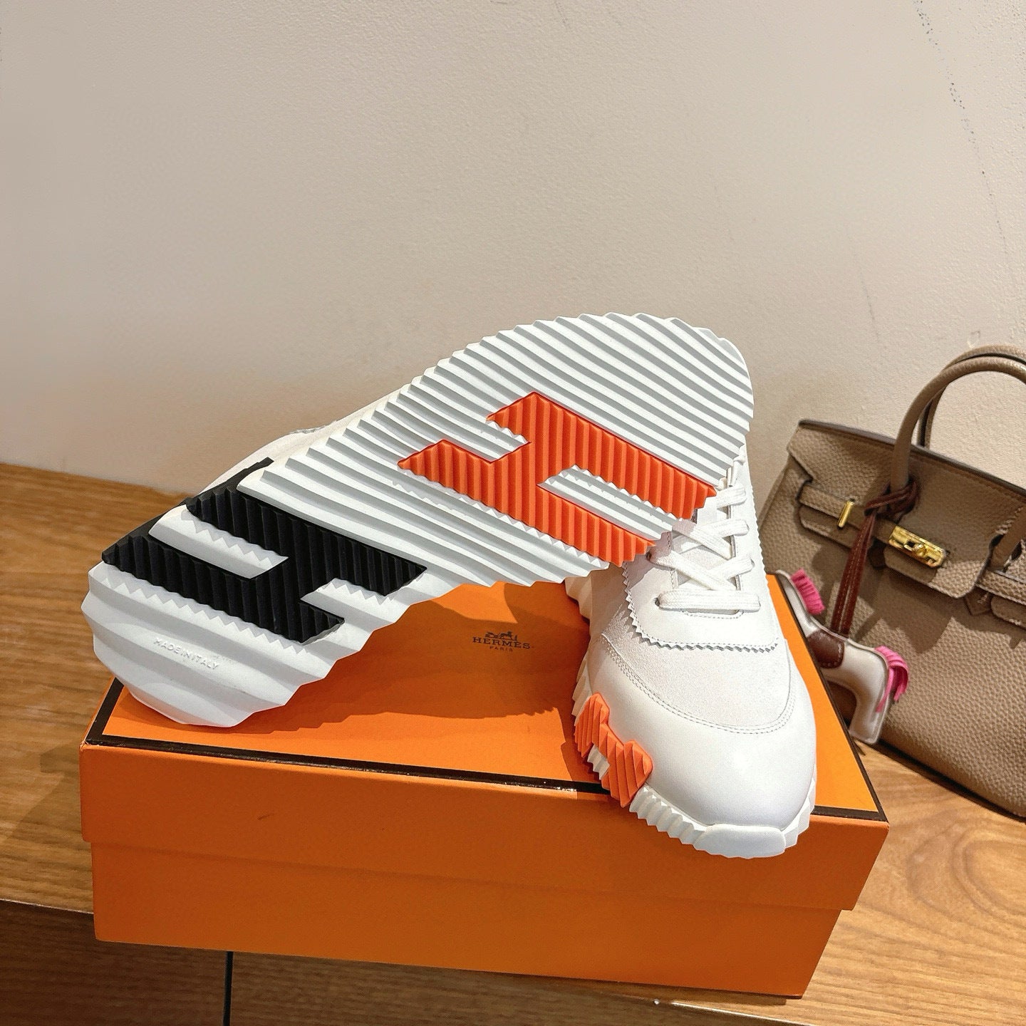 WHITE LEATHER & SUEDE LOW-TOP SNEAKERS