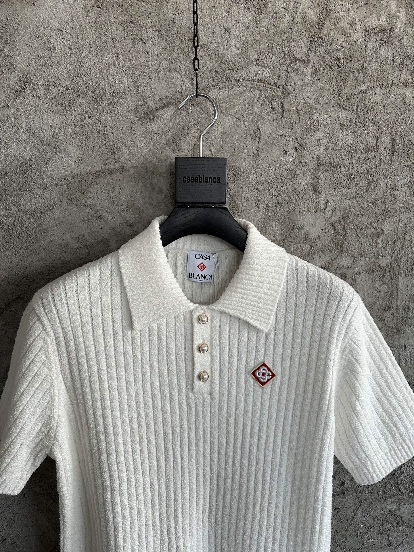 RIBBED KNIT POLO SHIRT