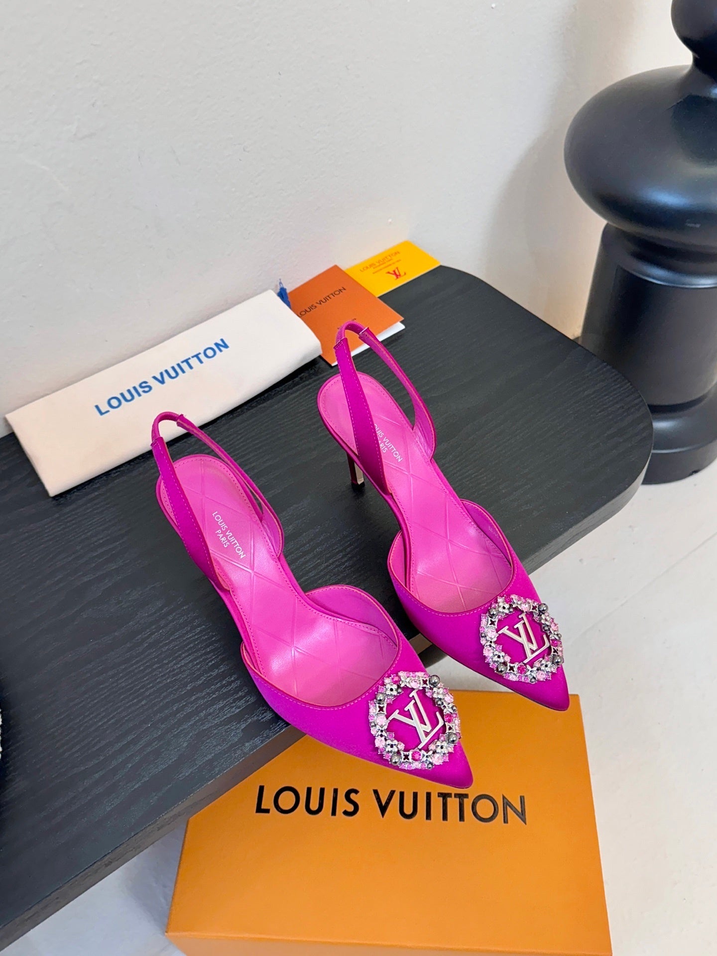 FUCHSIA EMBELLISHED SLINGBACK HEELS