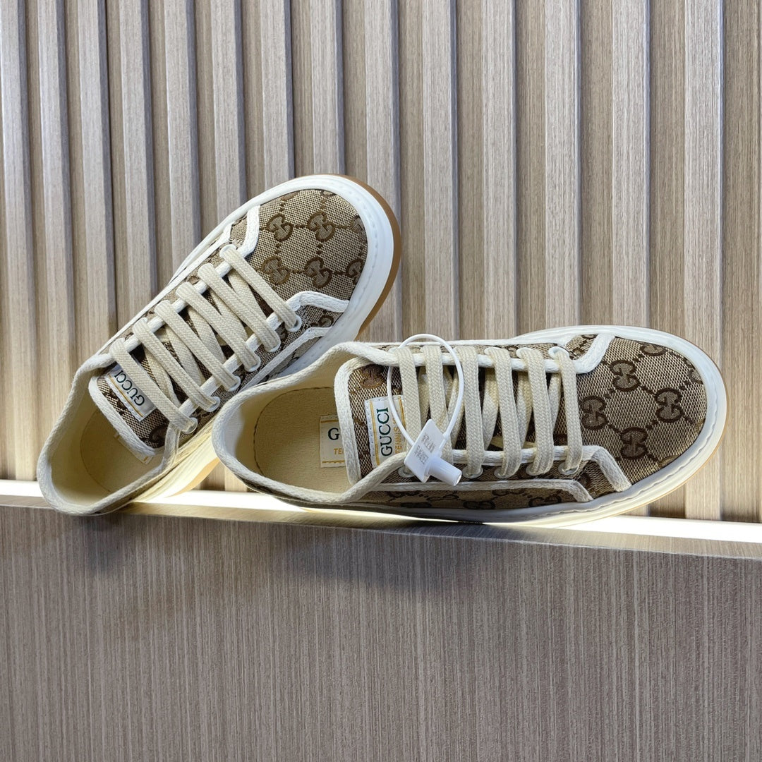 BEIGE MONOGRAM LOW-TOP SNEAKERS