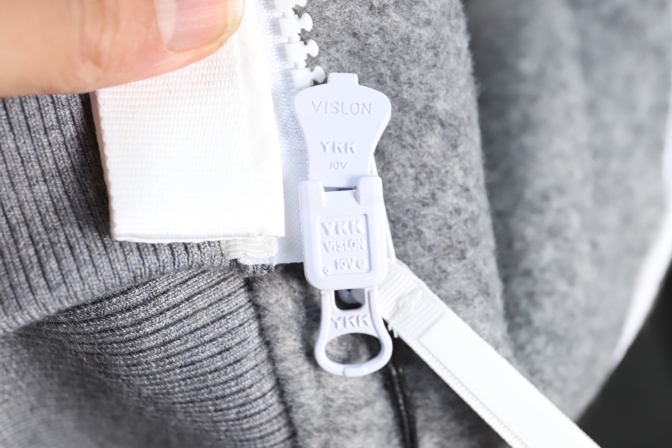 GREY ZIP-UP WOOL BLEND HOODED JACKET