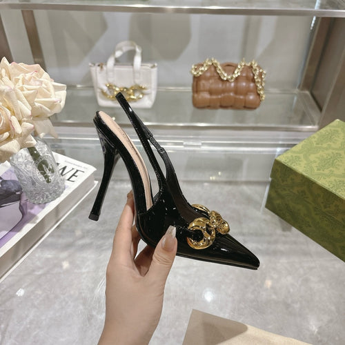 BLACK PATENT SLINGBACK HEELS