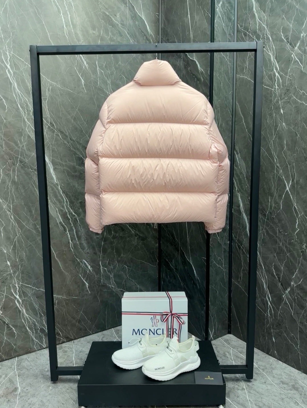 CLASSIC QUILTED ZIP PUFFER JACKET