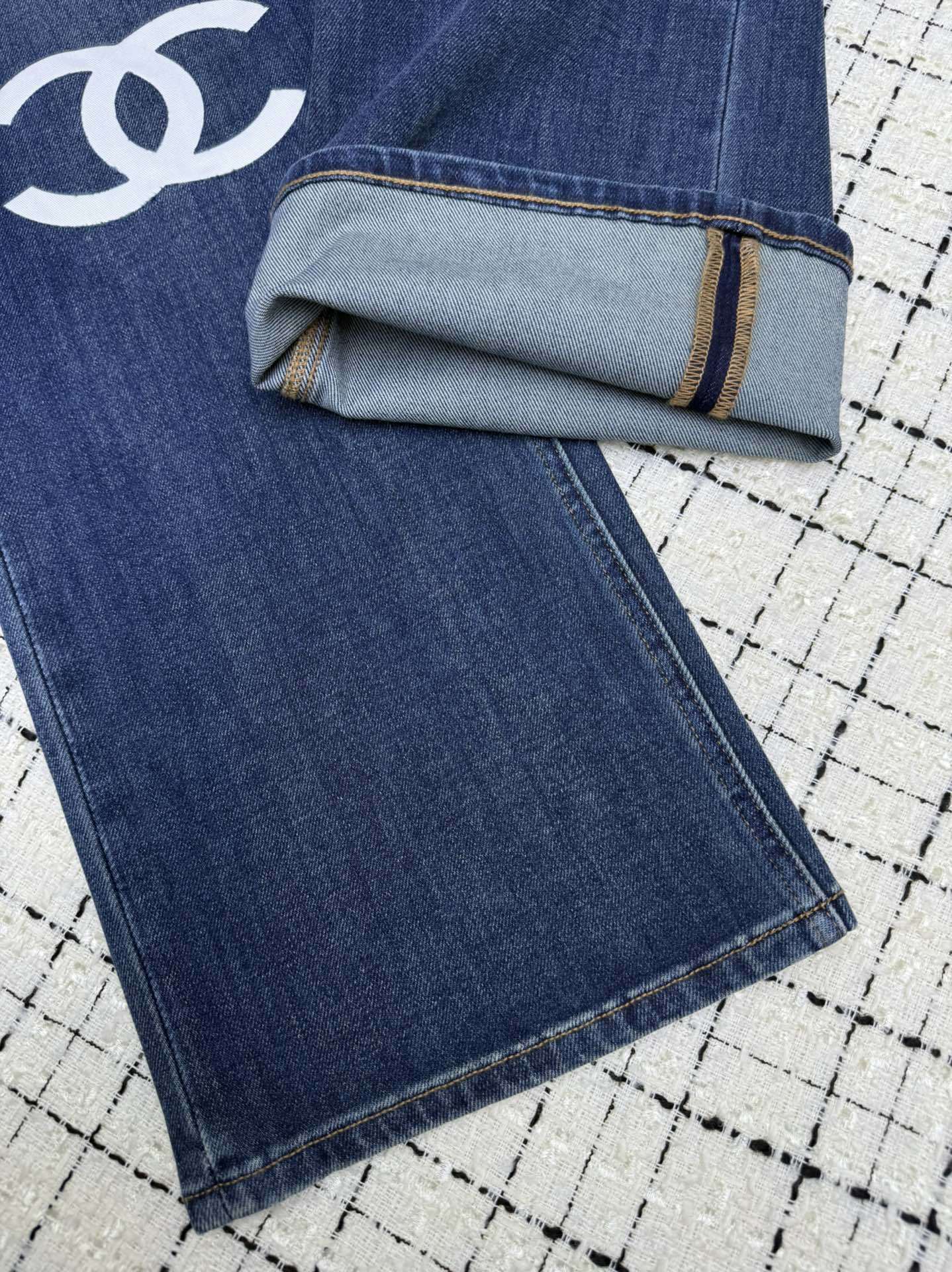 LOGO PRINT WIDE LEG DENIM JEANS