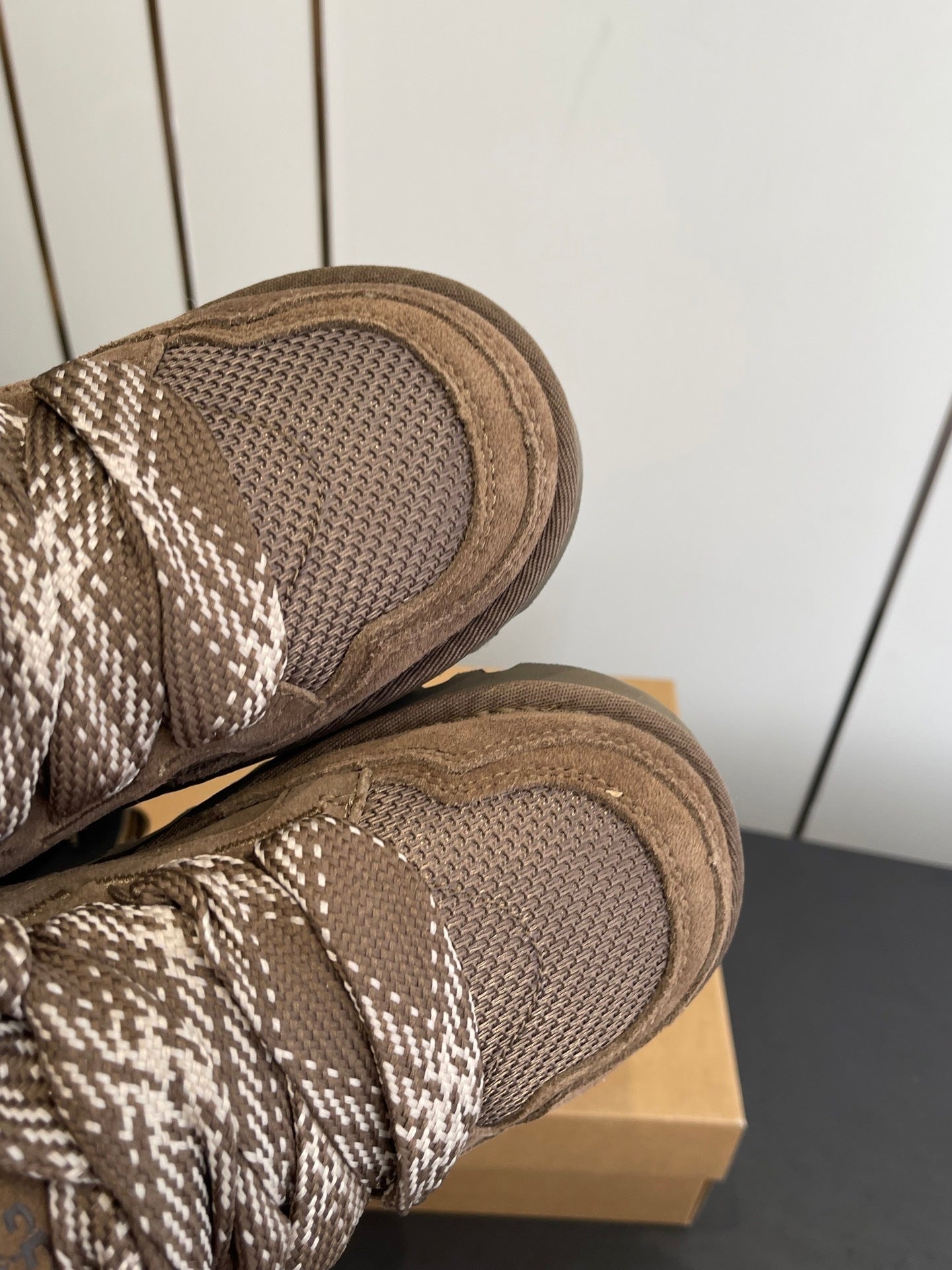 URBAN PLATFORM SNEAKERS