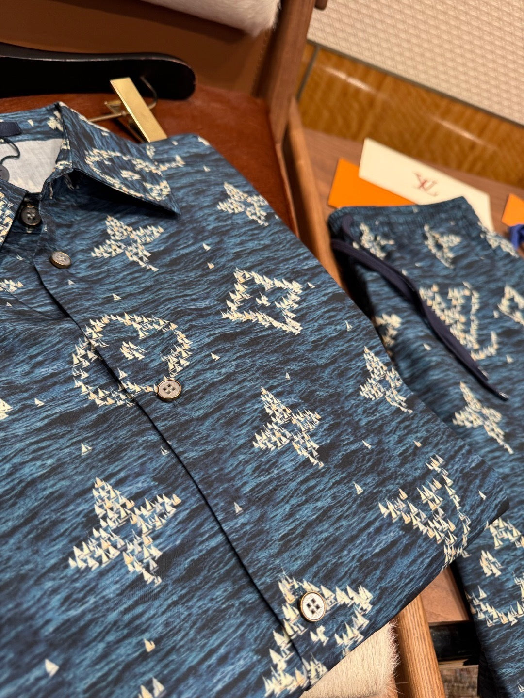 MONOGRAM PRINT MATCHING SET