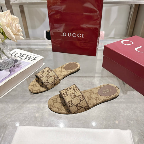 BEIGE PATTERNED SLIDE SANDALS