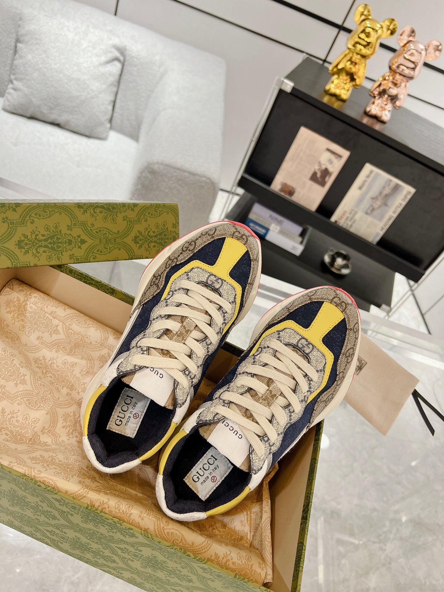 BEIGE NAVY MULTICOLOR SNEAKERS