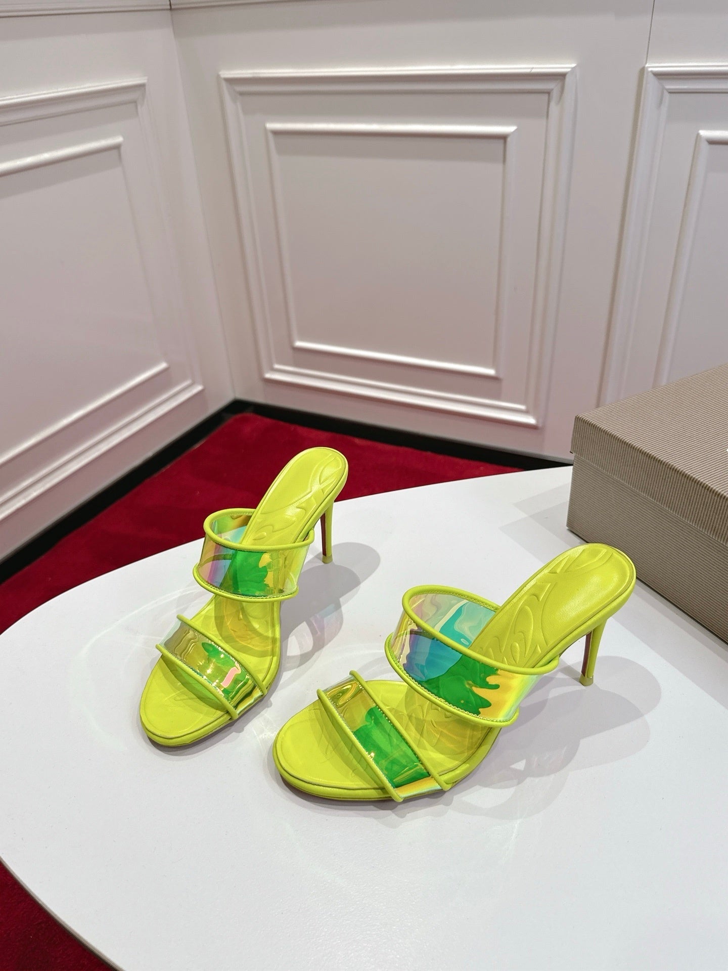 NEON YELLOW TRANSPARENT STRAP MULE HEELS