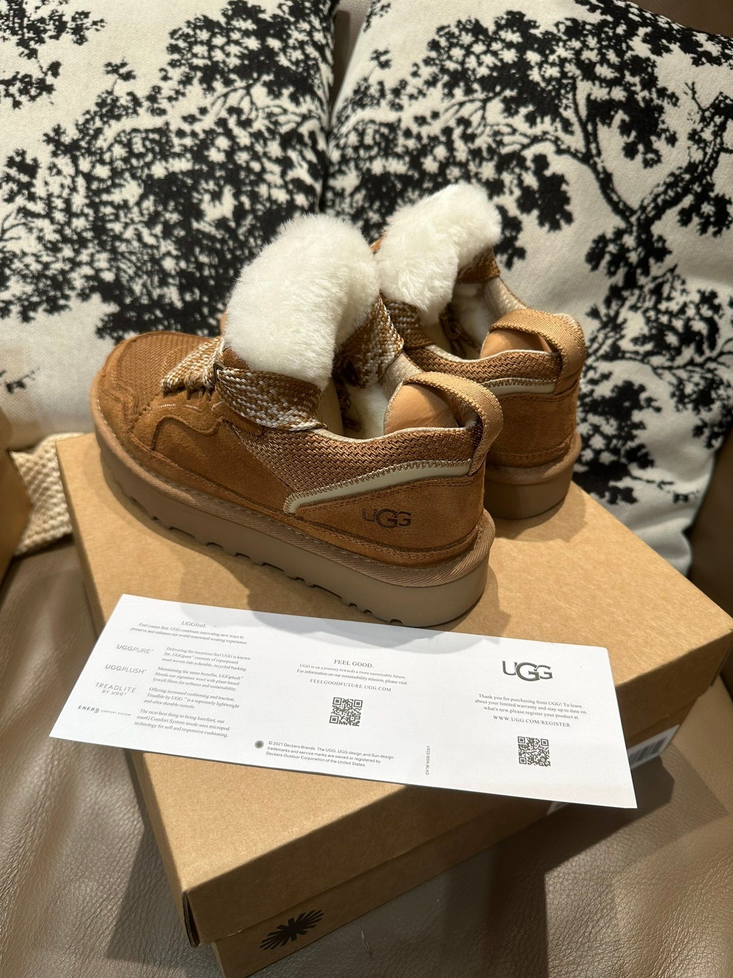 COZY PLATFORM SNEAKERS – CAMEL